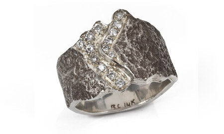 Rockhammered Pavé Diamond Band
