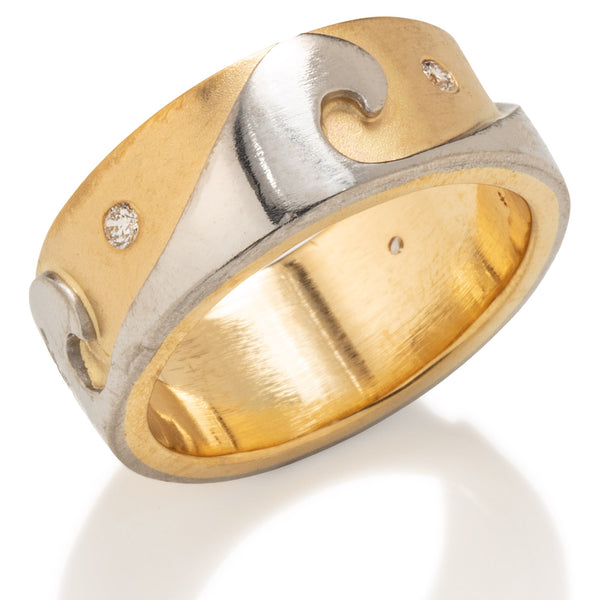 Wave Ring in Gold & Platinum